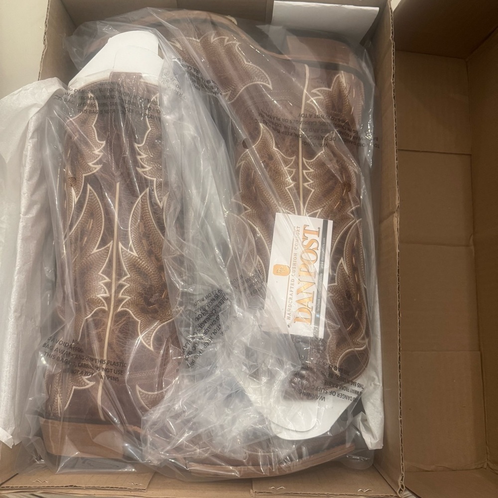 Dan Post NEW Men’s Racer Leather Boot Size 7 Snip Toe Cowboy Boots - Picture 5 of 6